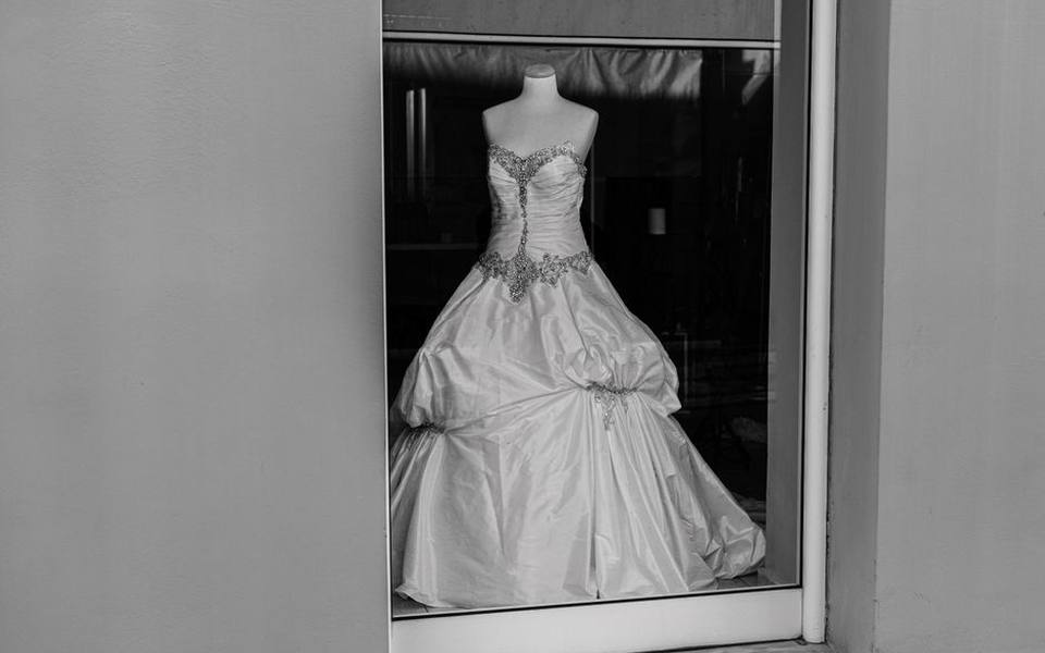 Preparing and listing a wedding dress for the secondhand market